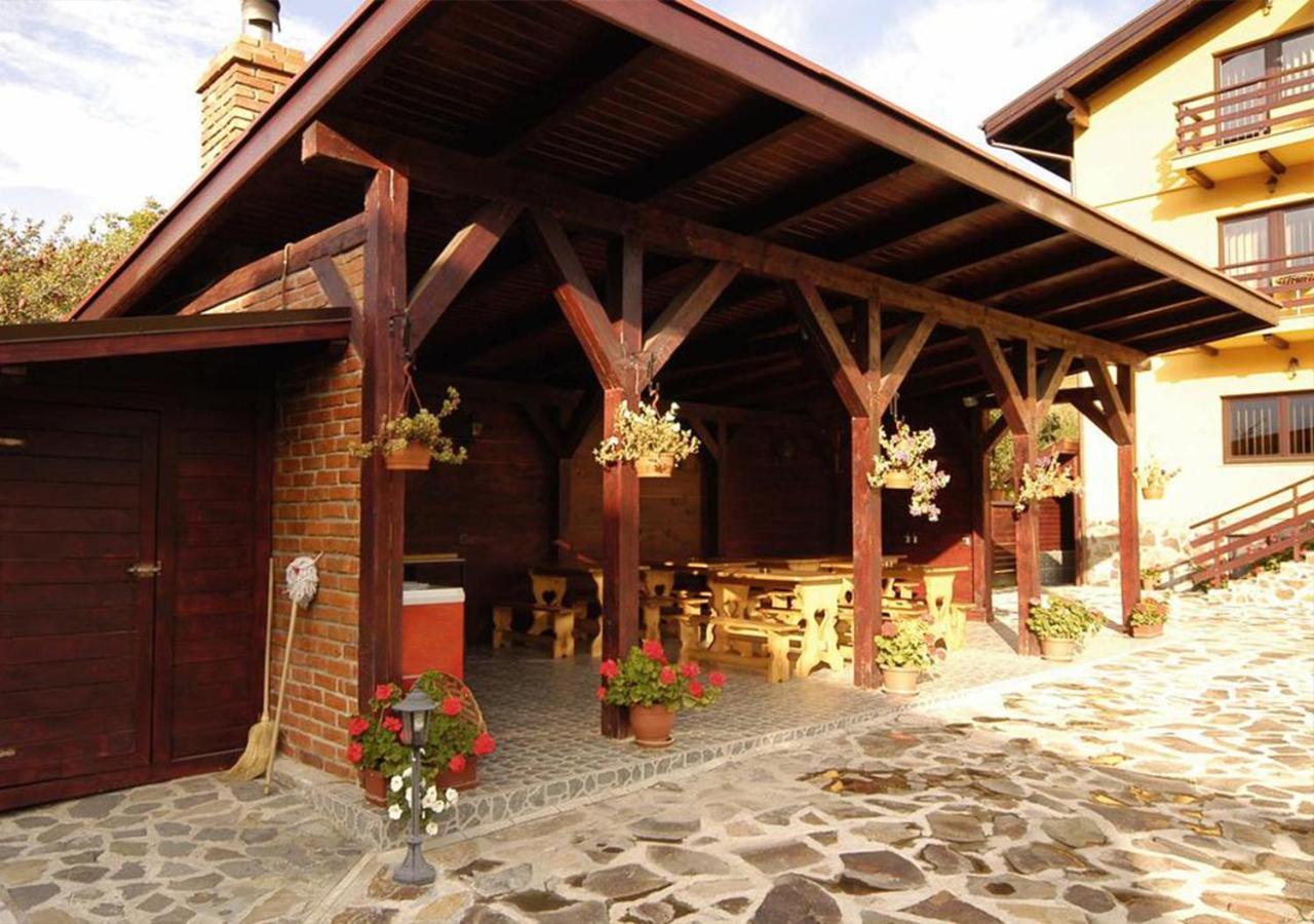 Hotel Casa Dracula by Pro Lex Bran  Exterior foto
